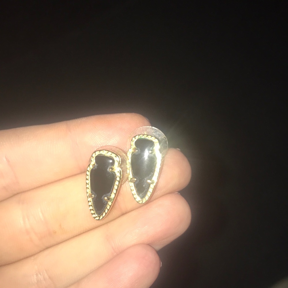 Kendra Scott Arrow Studs